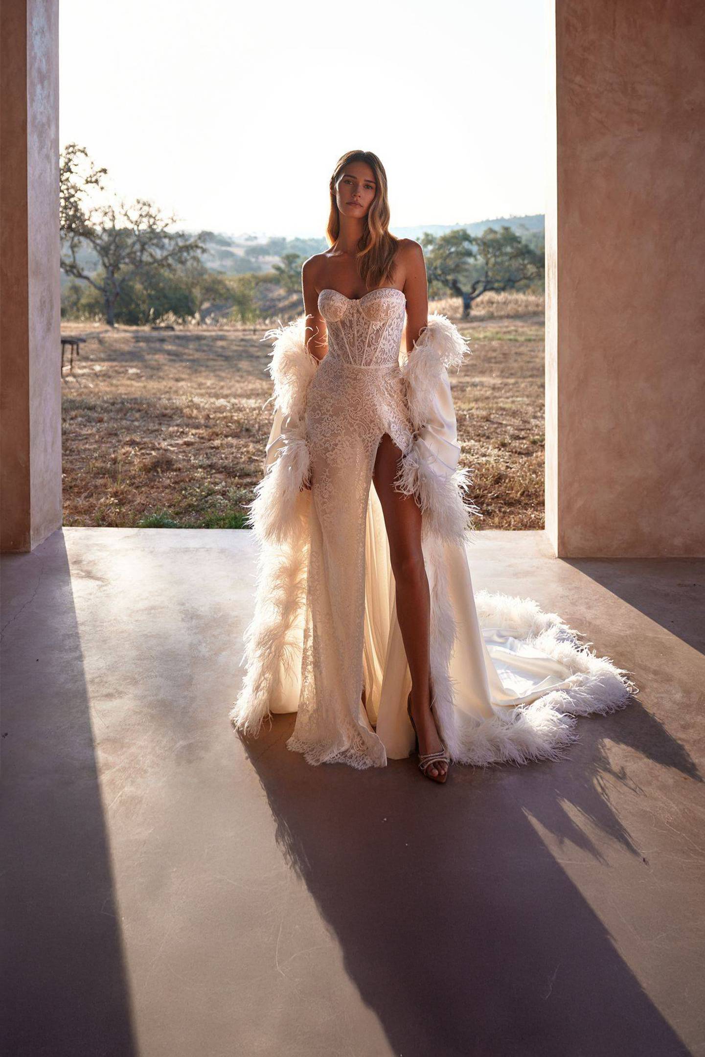 robe de mariée sirène à fente bluebell millanova marseille
