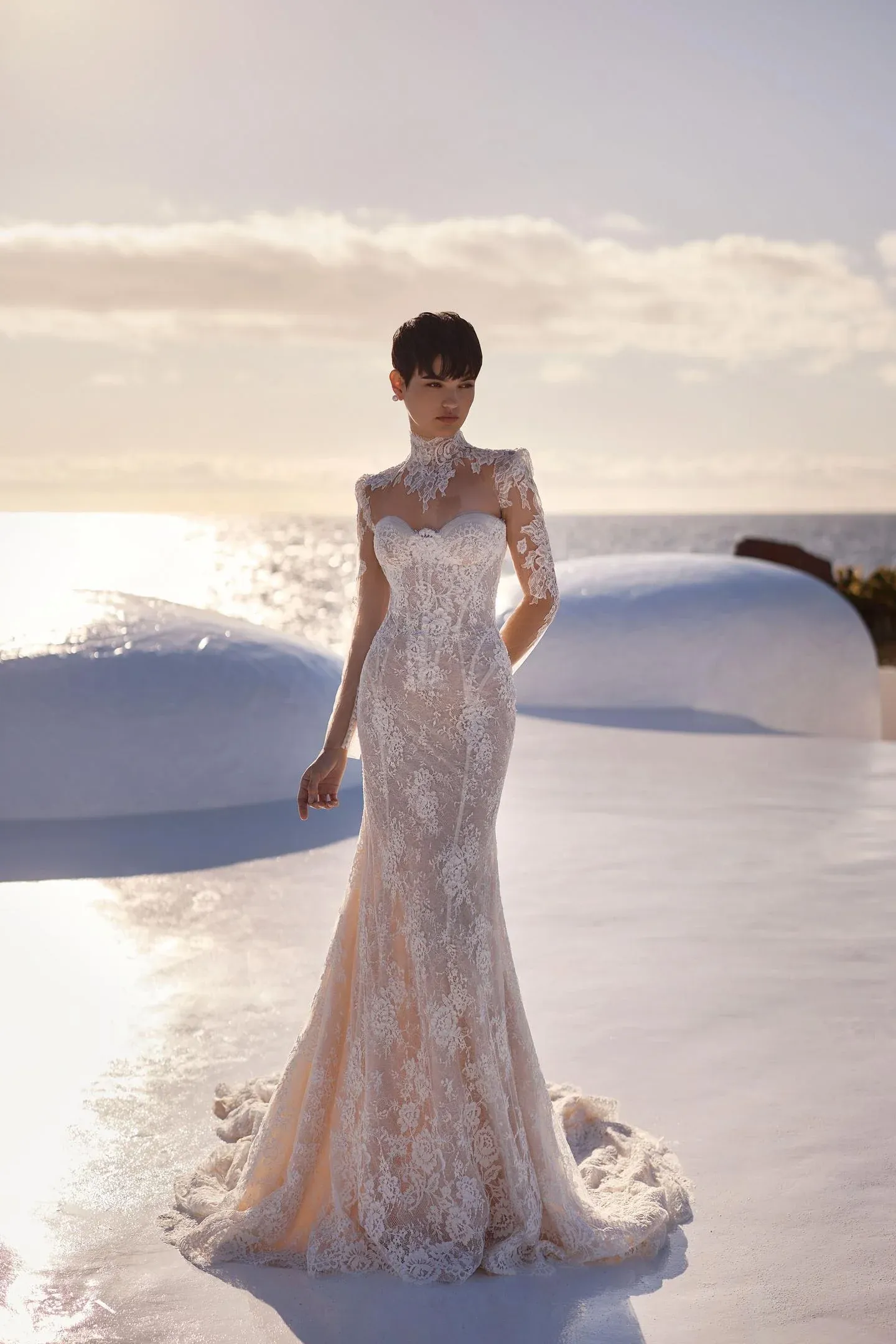 robe de mariée sirène dentelle florale décolleté coeur bellamy milla nova marseille