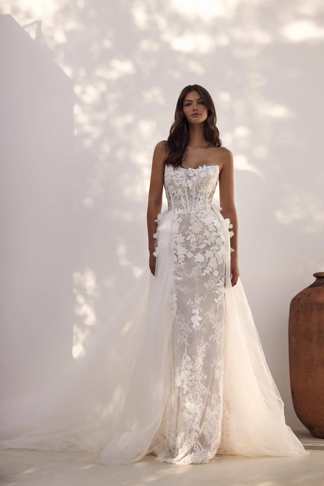 Robe de mariée sirène bustier motifs floraux Dulcinea Milla Nova Marseille