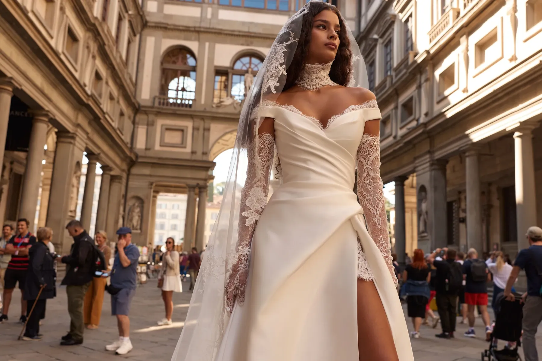 Robe de mariée trapèze en mikado