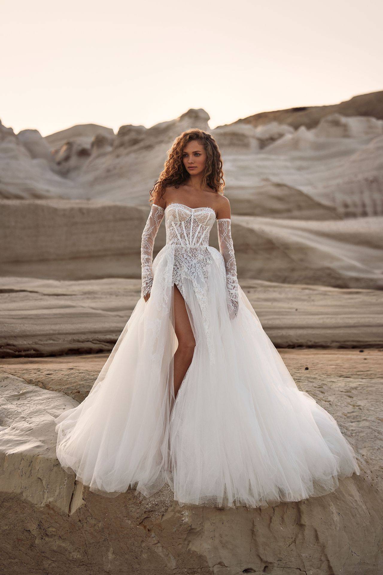 robe de mariée princesse bustier manches amovibles millanova marseille