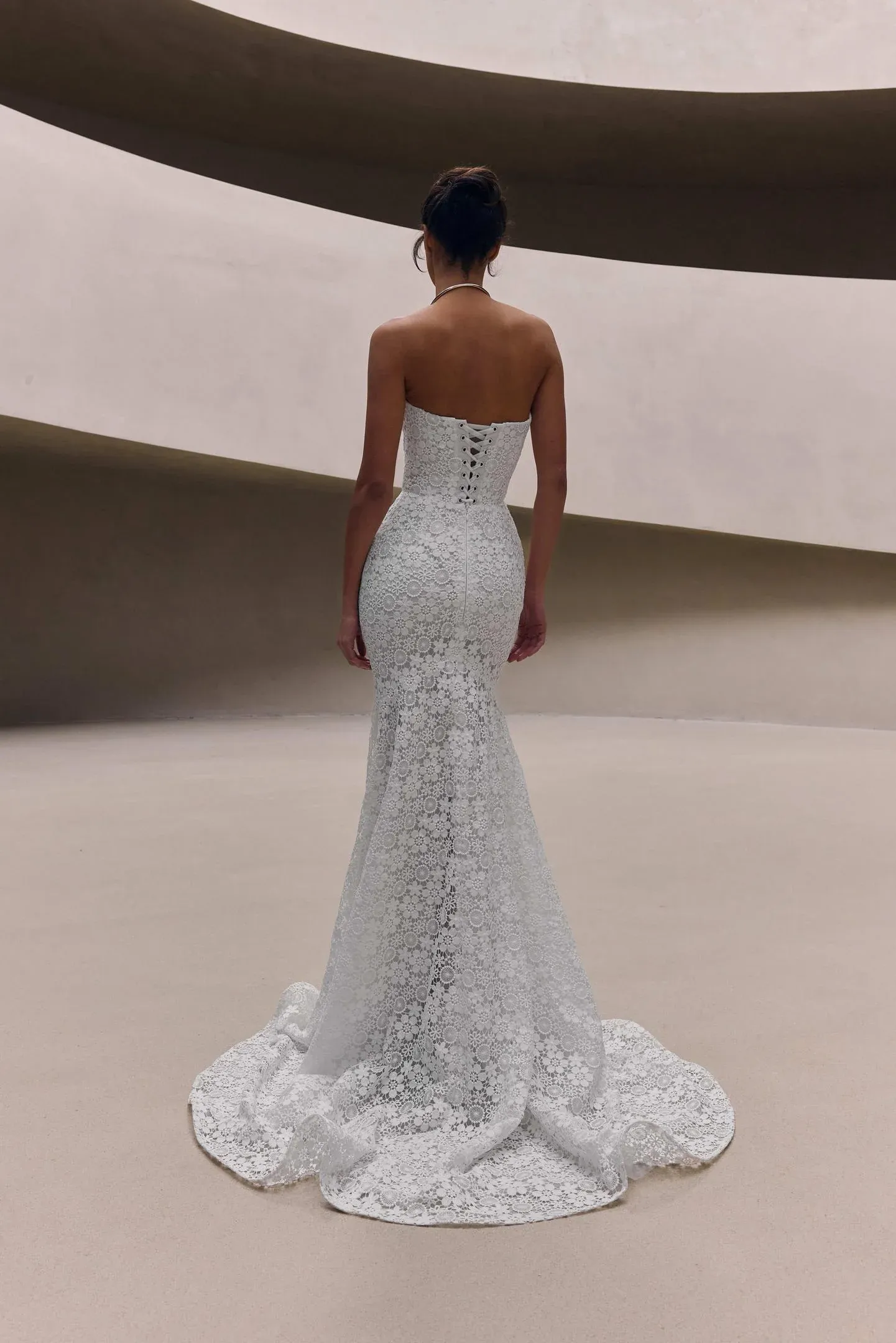 ROBE DE MARIÉE SIRÈNE ORIANE MILLA NOVA 2027 CHEZ SONIAB MARSEILLE.