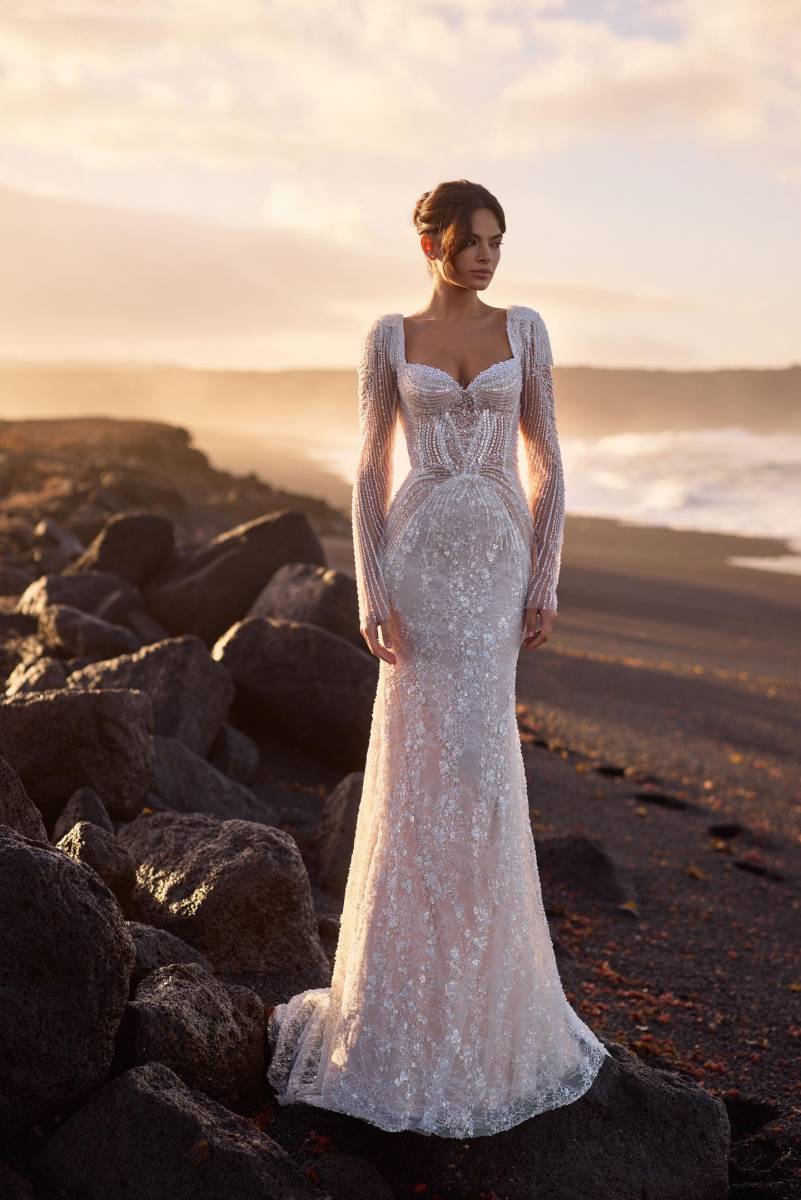 robe de mariée à paillettes manches longues blanchette milla nova marseille