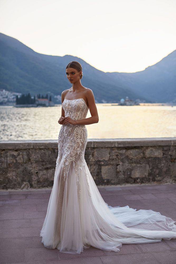 robe de mariée près du corps perlé luxueuse proche Toulon
