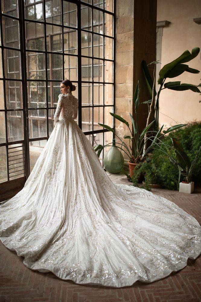 Robe de mariée spectaculaire forme princesse Milla Nova sur Marseille