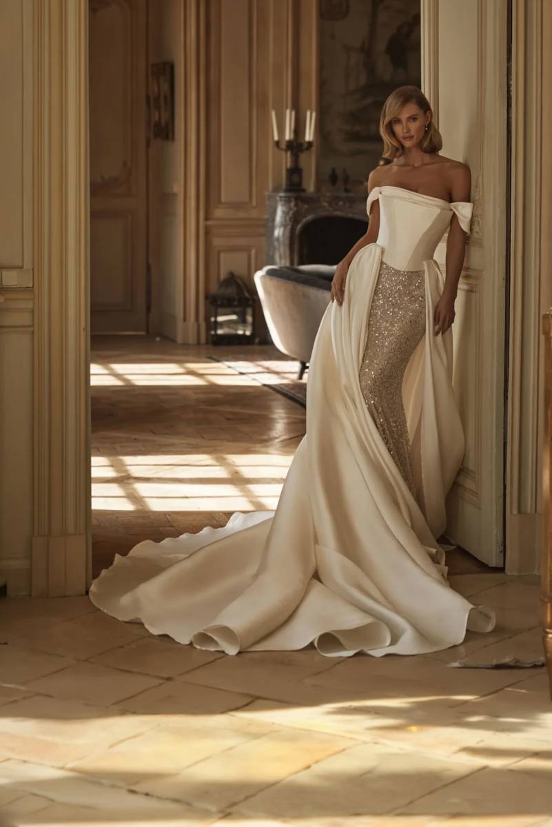 robe de mariée sirène à paillettes épaules dénudées raimonda milla nova marseille