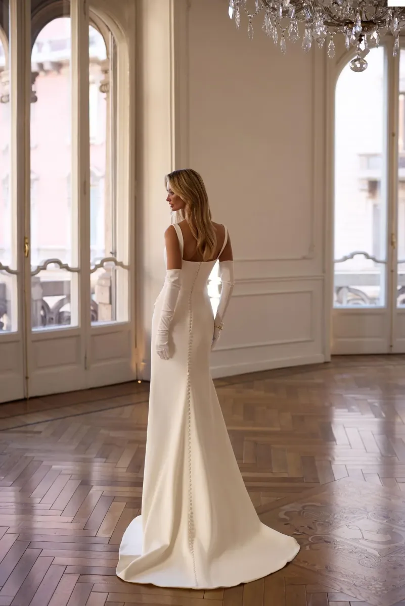 robe de mariée sirène jupe fendue shila milla nova marseille