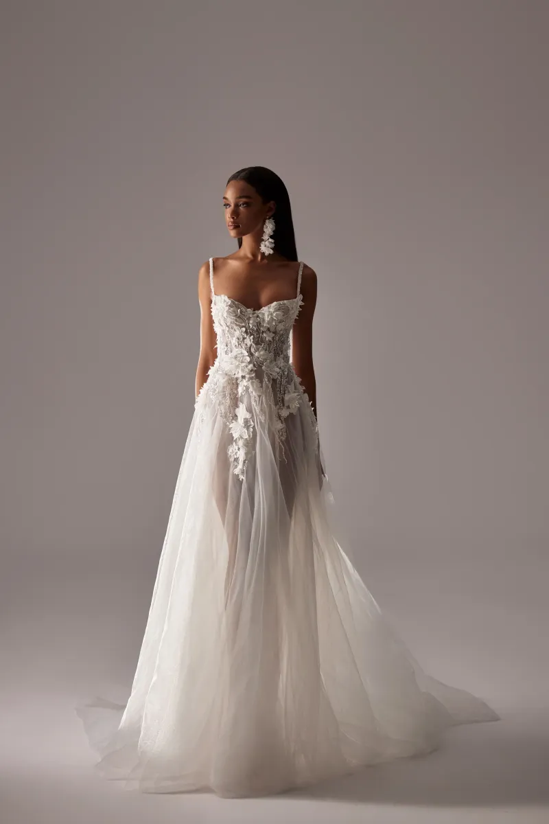 robe de mariée trapèze fines bretelles corset coeur créateur elada milla nova