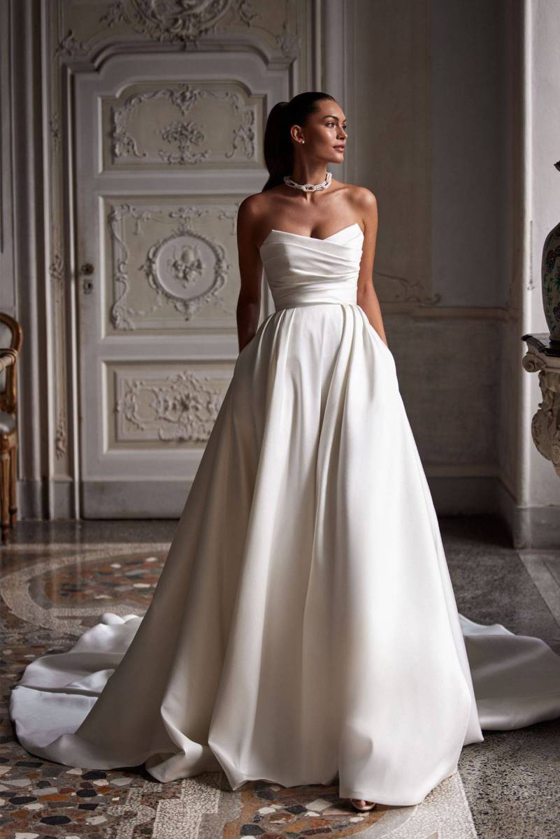 Découvrez les Robes de Mariée du créateur Milla Nova chez Soniab à Marseille