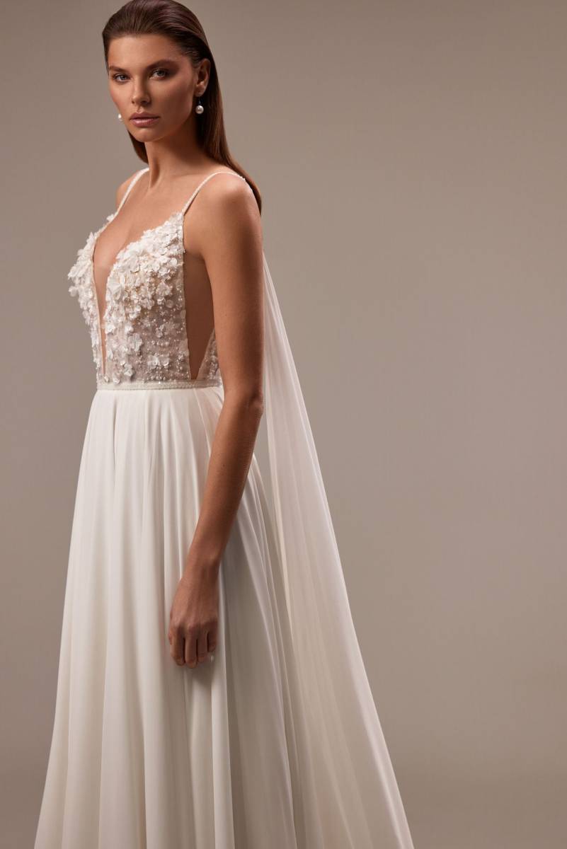 Mariage en robe de mariée Milla Nova  sur Marseille