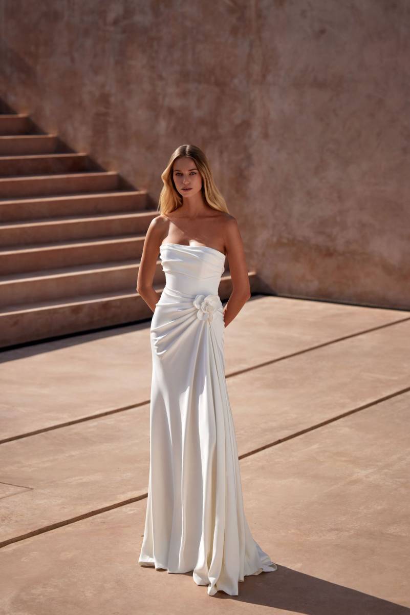 Modernité Intemporelle : La Robe Lewis Milla Nova, L'Alliance Parfaite du Contemporain et du Classique chez soniab marseille