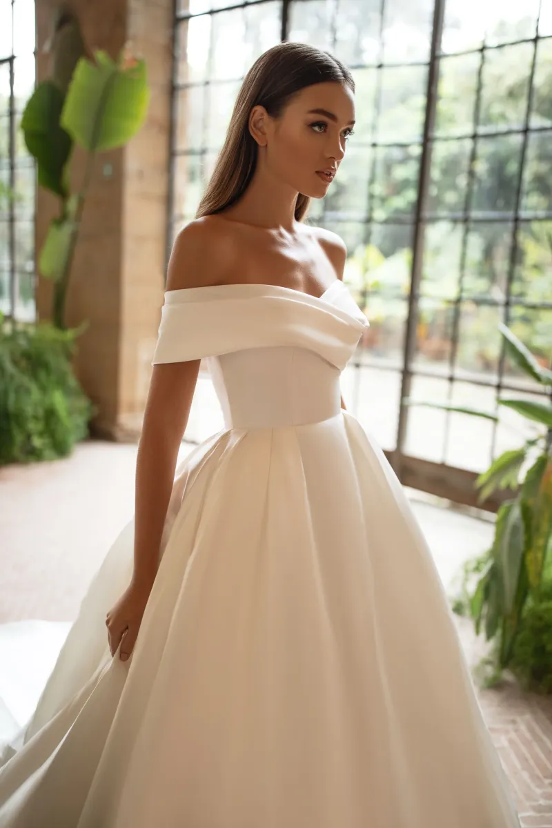 robe de mariée princesse bustier mikado matilda milla nova marseilel