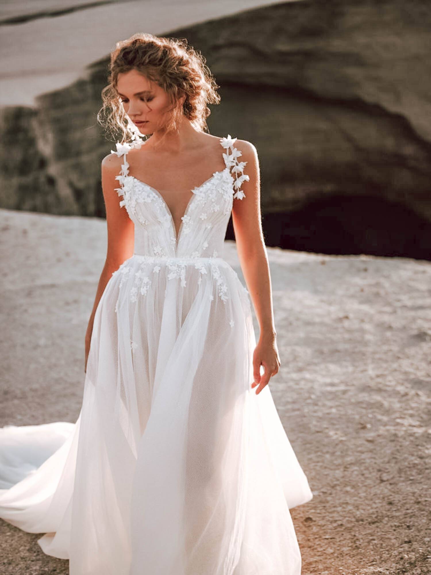  la nouvelle collection Milla Nova, la robe Aria représente  mariage élégant