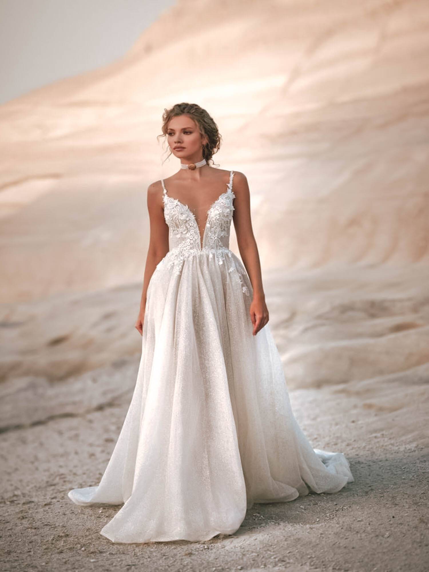 Robe de Mariée Trapèze Prix Accessible à Marseille Ventes Privées Boutique de Mariage