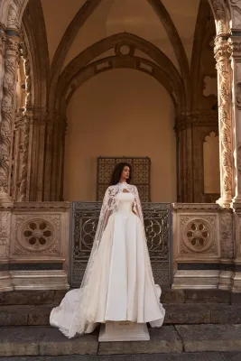 Sonia B. -  Robes de mariées coloris nude sur mesure de luxe marque Ukrainienne proche de Fréjus Saint-Raphaël